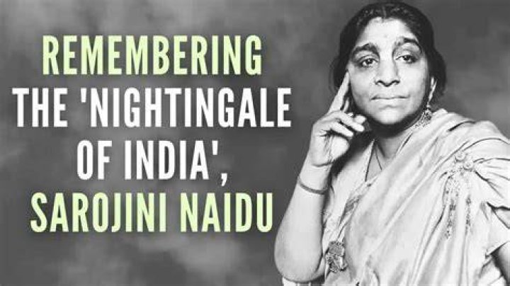 Who gave nightingale title to sarojini naidu?